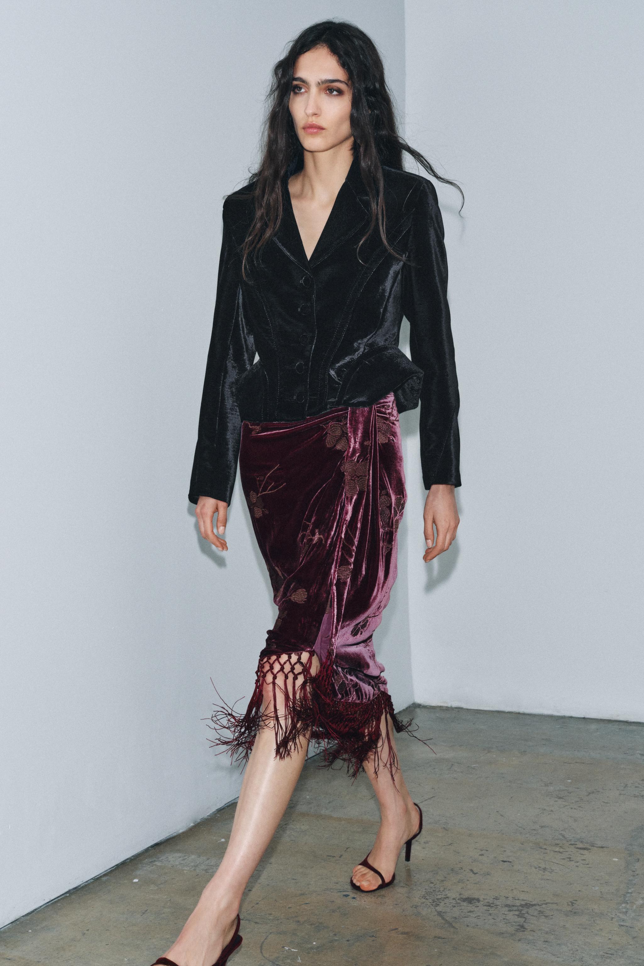 VELVET WRAP SKIRT WITH FLORAL EMBROIDERY